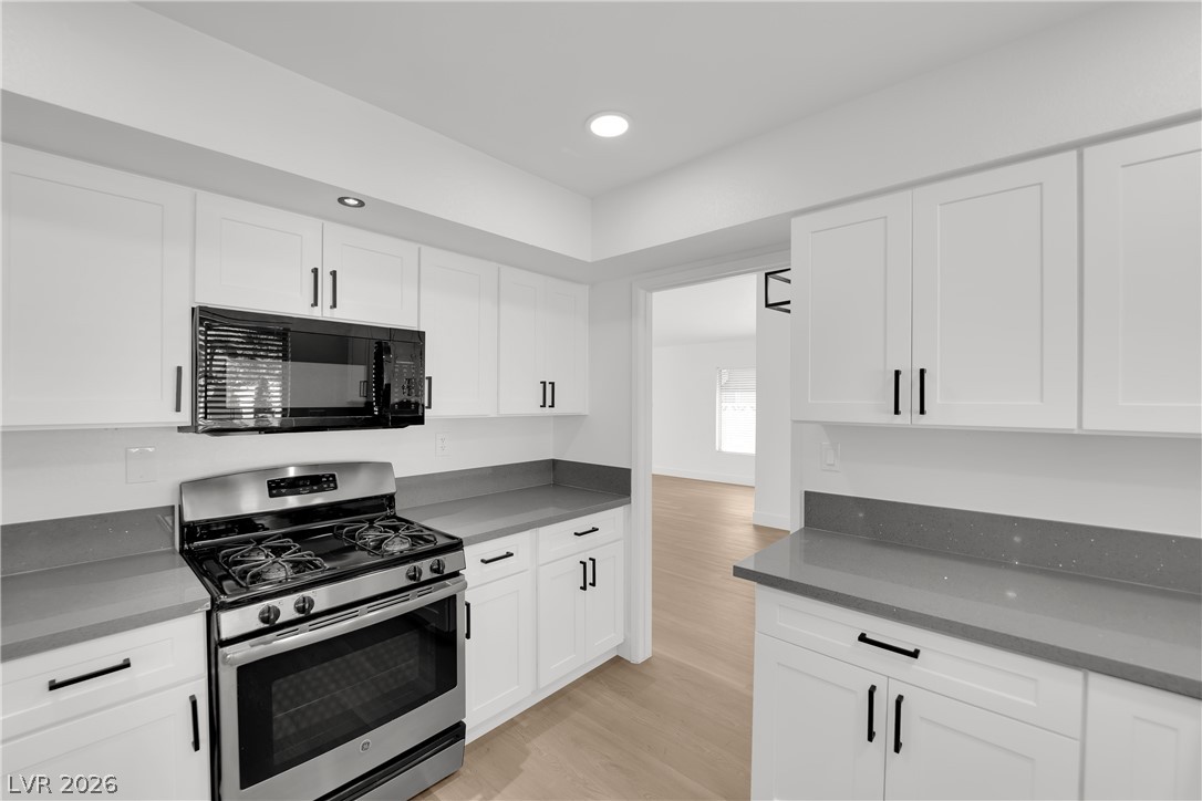 4687 Hackamore Drive Las Vegas NV 89103