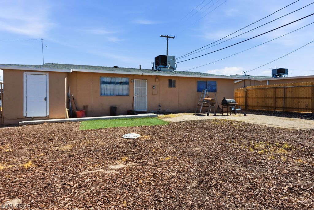 1916 West Nelson Avenue North Las Vegas NV 89032