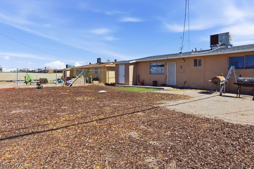 1916 West Nelson Avenue North Las Vegas NV 89032