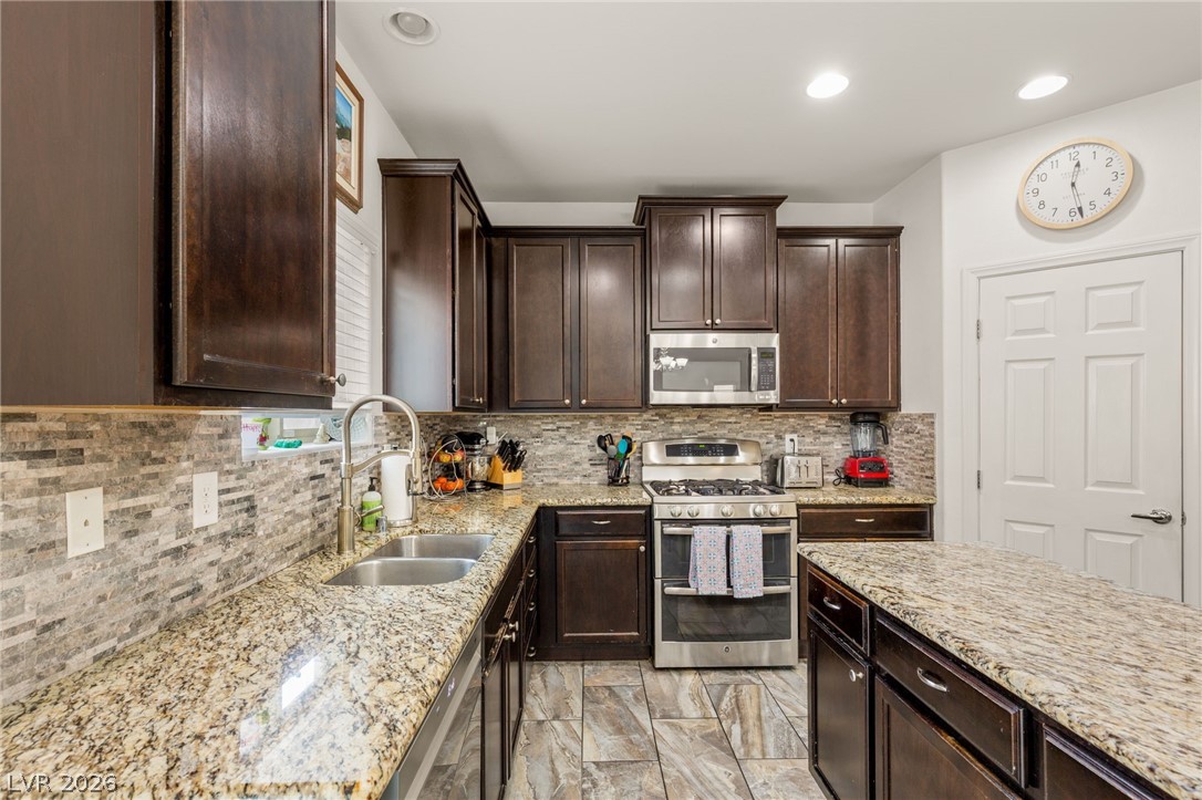 8123 Mosaic Sunrise Lane Las Vegas NV 89166