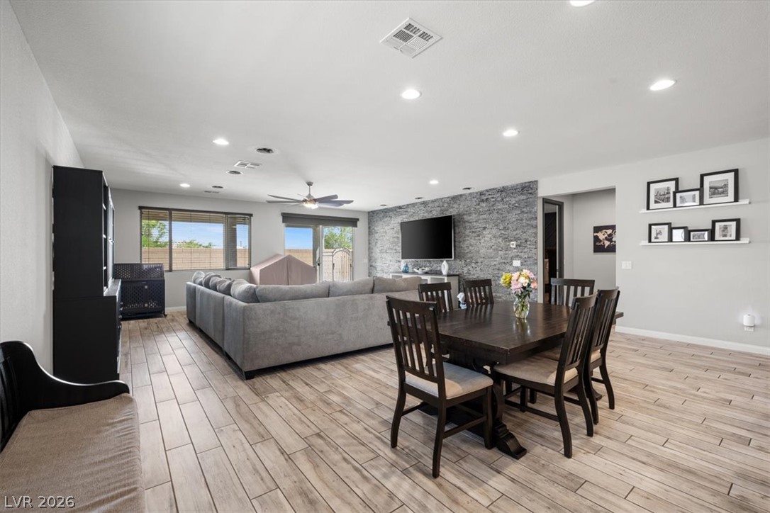 6320 Regina Ridge Street Las Vegas NV 89149