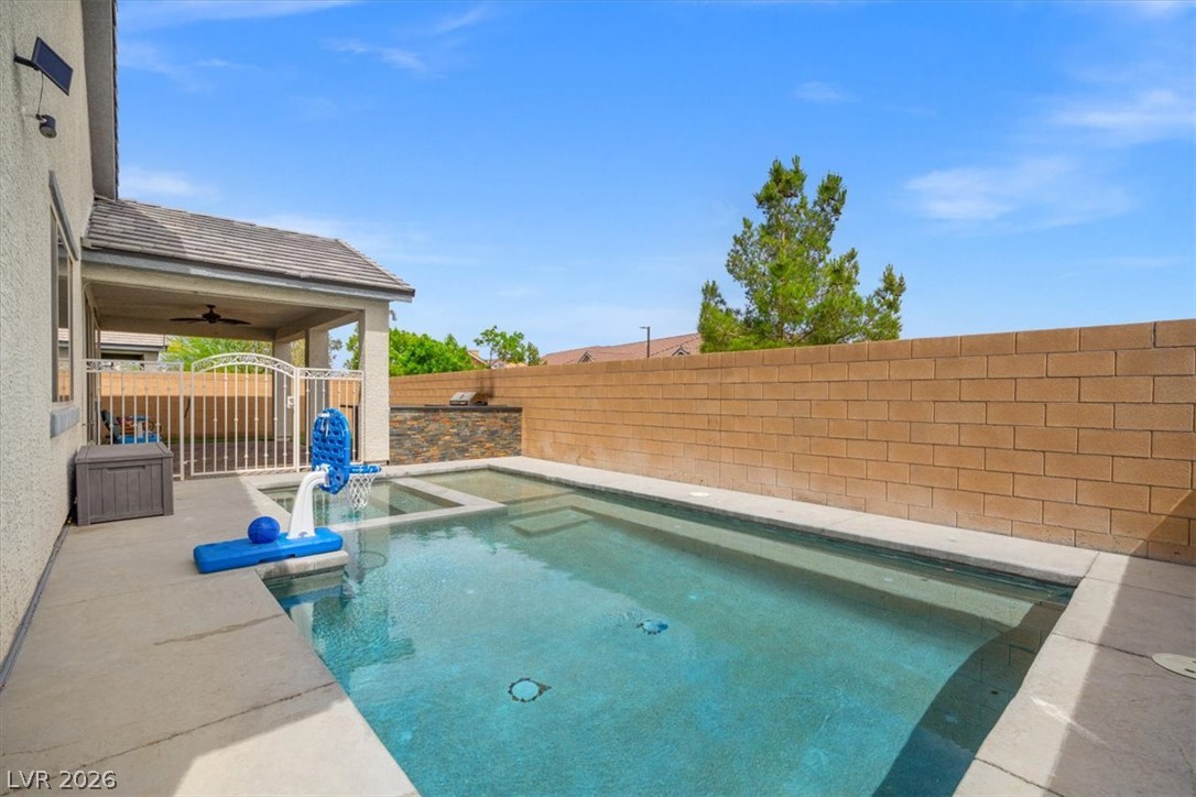 6320 Regina Ridge Street Las Vegas NV 89149