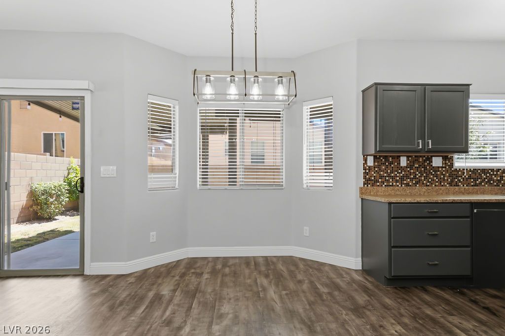 6718 Carol Steam Street Las Vegas NV 89149