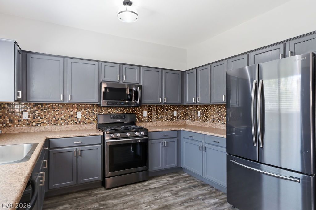 6718 Carol Steam Street Las Vegas NV 89149