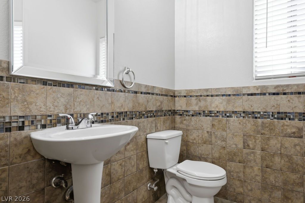 6718 Carol Steam Street Las Vegas NV 89149
