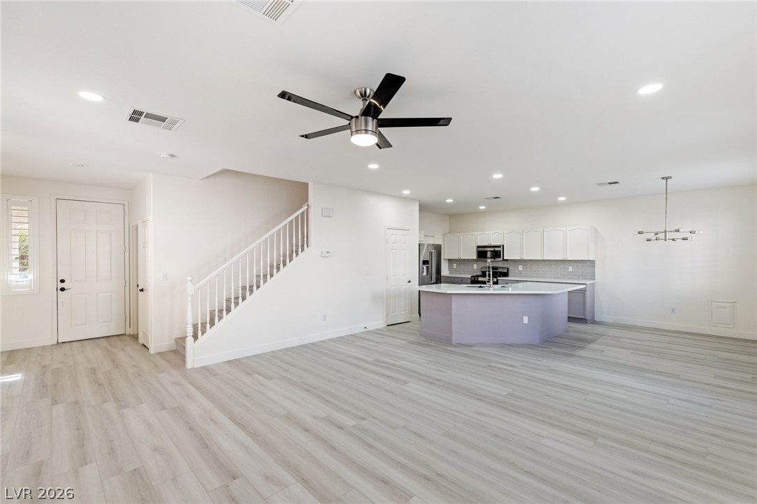 6856 Scarlet Flax Street Las Vegas NV 89148