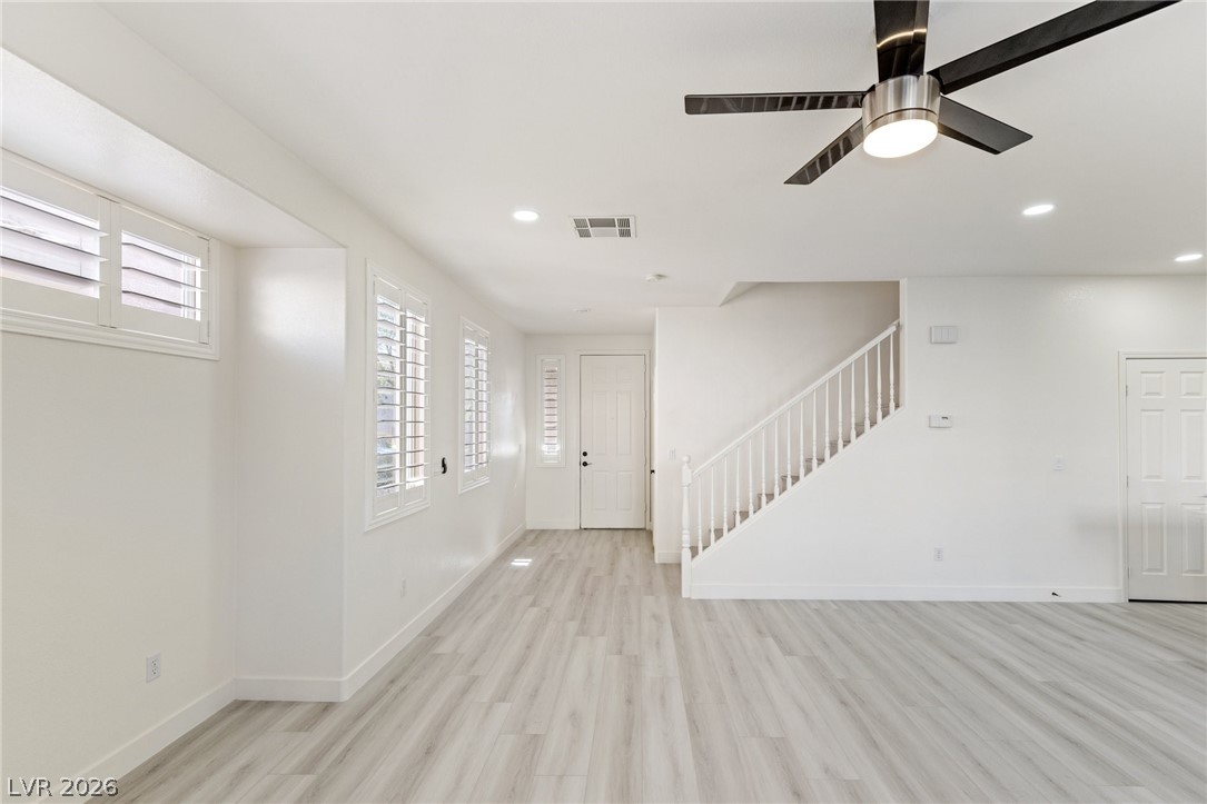 6856 Scarlet Flax Street Las Vegas NV 89148