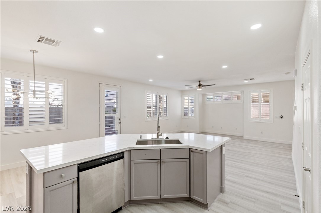 6856 Scarlet Flax Street Las Vegas NV 89148
