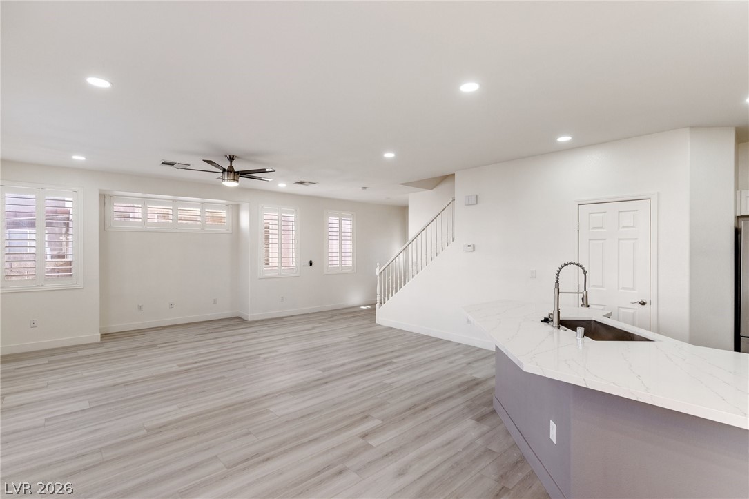 6856 Scarlet Flax Street Las Vegas NV 89148