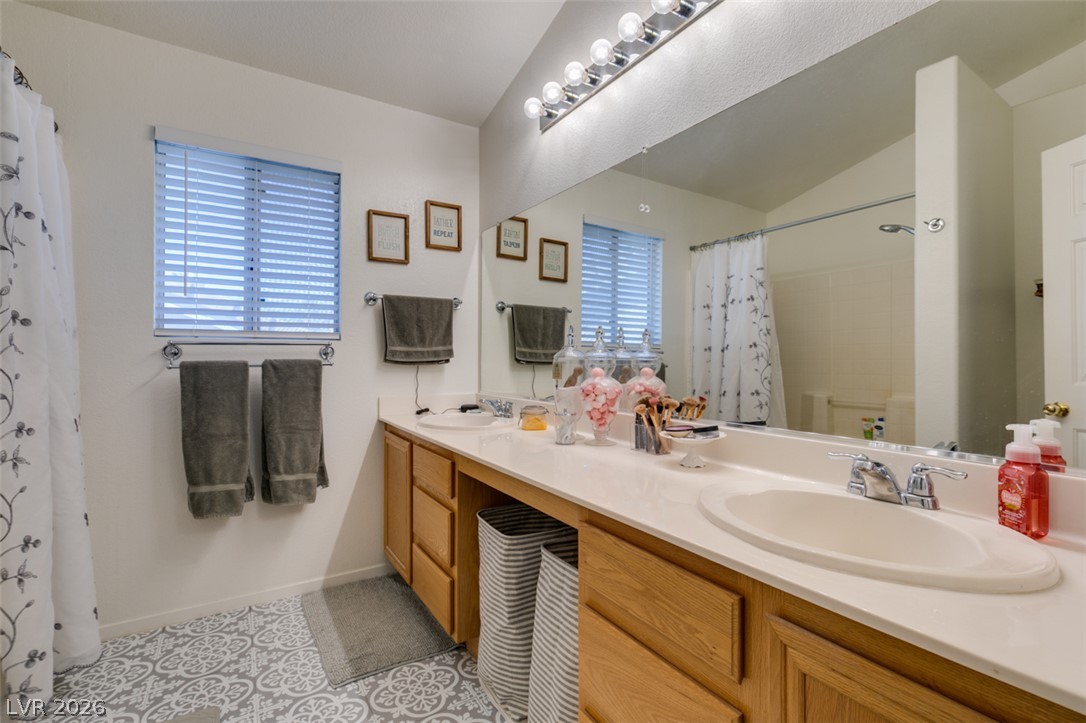2072 Smoketree Village Circle Henderson NV 89012