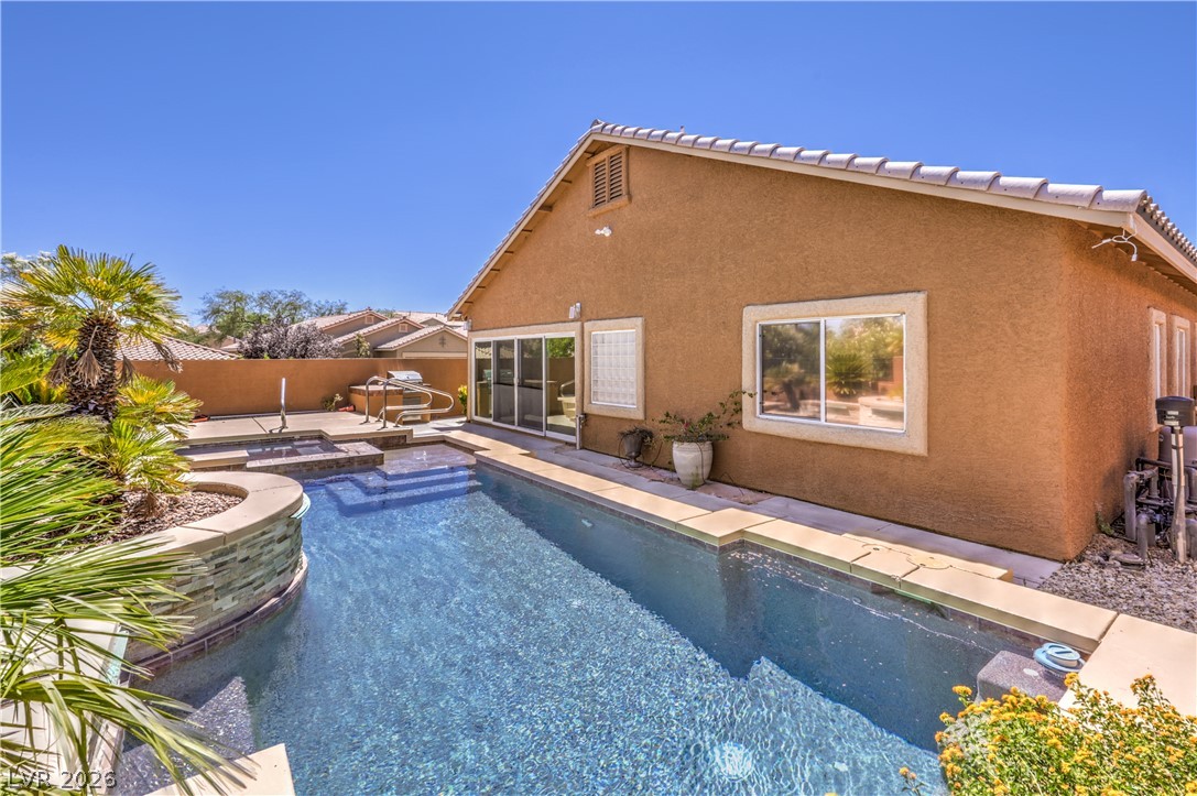 800 Royal Elm Lane Las Vegas NV 89144