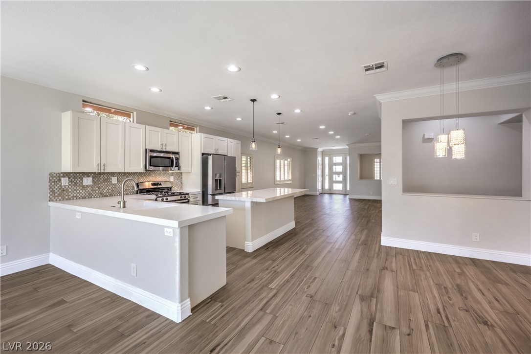 800 Royal Elm Lane Las Vegas NV 89144