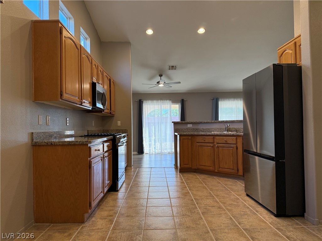 2427 White Sails Court North Las Vegas NV 89031