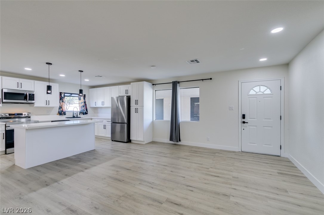 2211 Frontier Avenue Las Vegas NV 89106