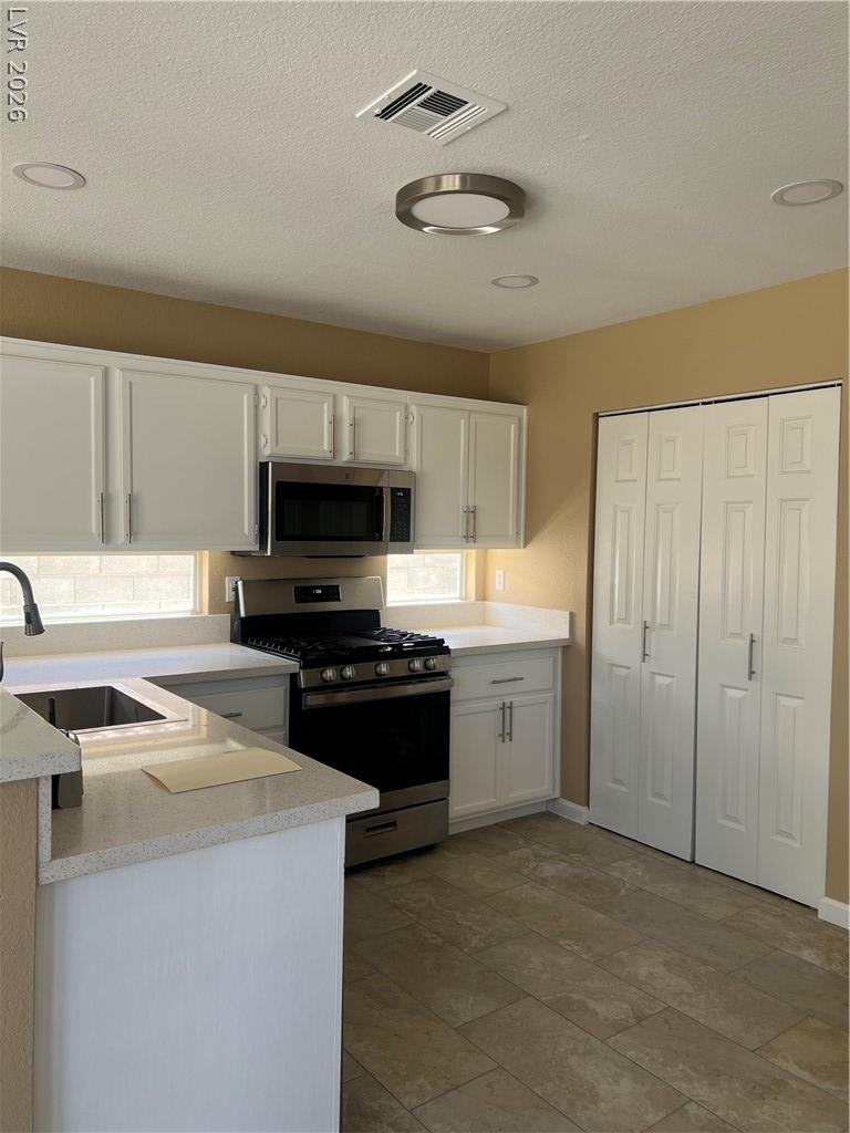 7940 Cherry River Drive Las Vegas NV 89145