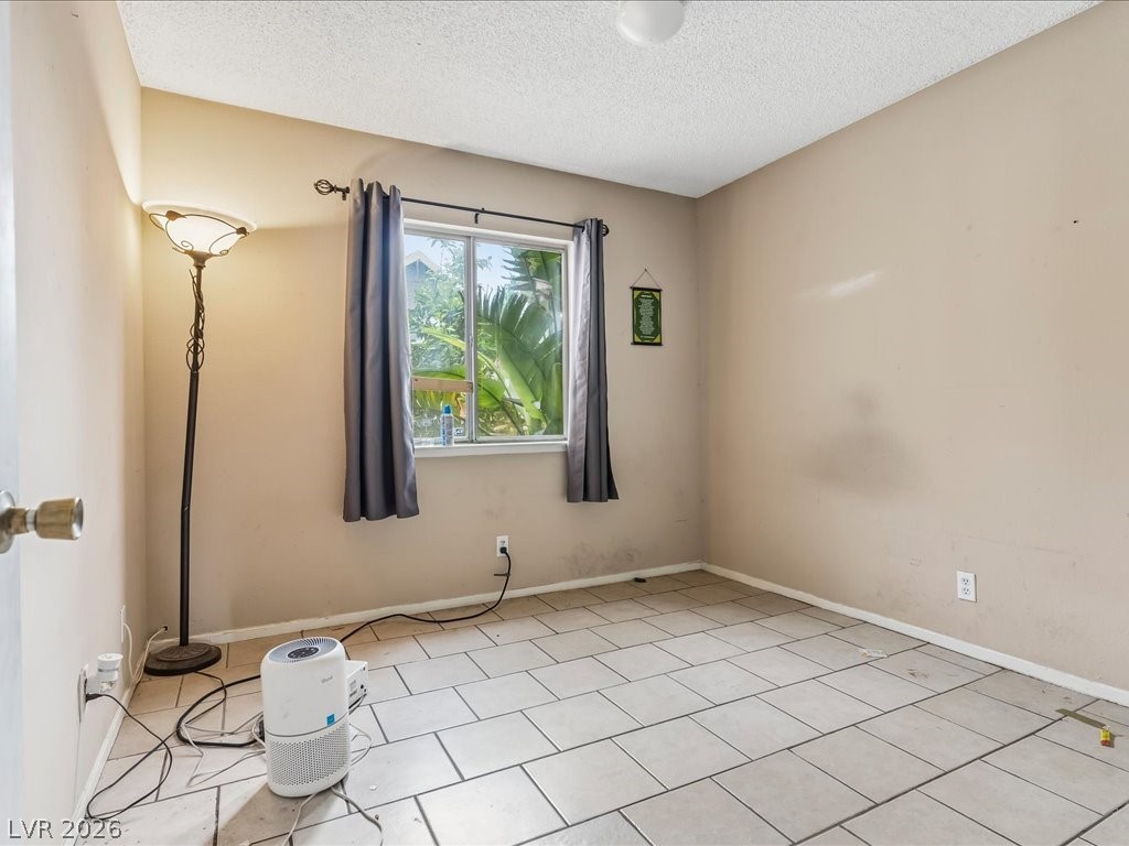 6648 Gazelle Drive Las Vegas NV 89108