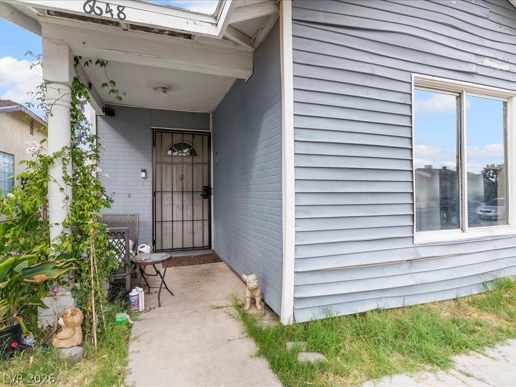 6648 Gazelle Drive Las Vegas NV 89108