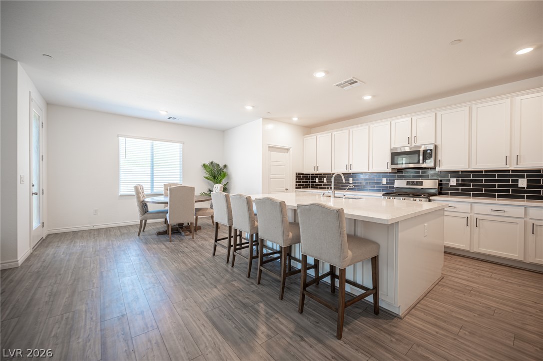 9804 Abel Cliff Street Las Vegas NV 89143