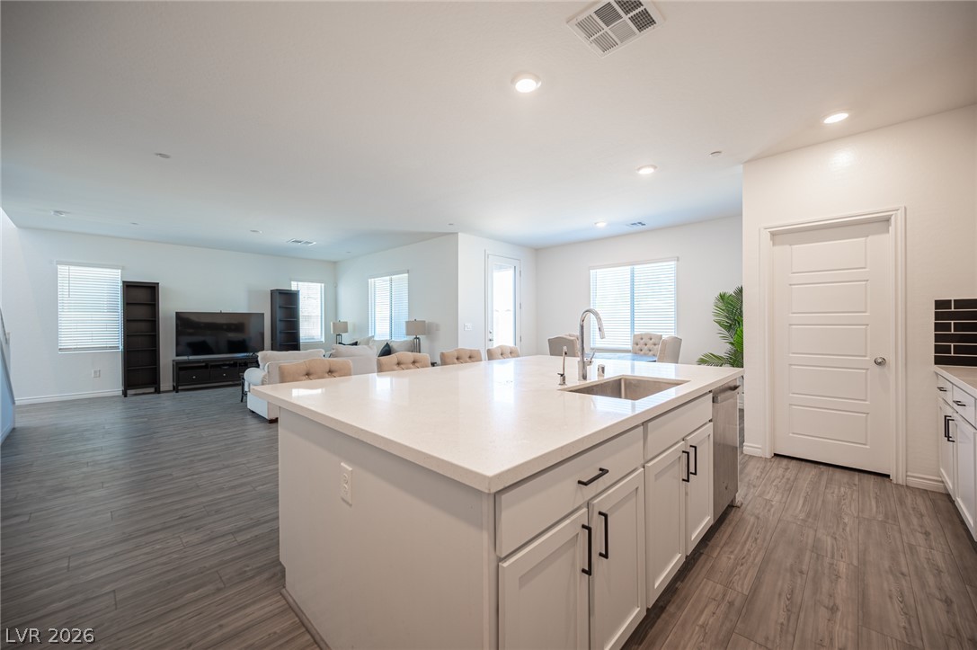 9804 Abel Cliff Street Las Vegas NV 89143