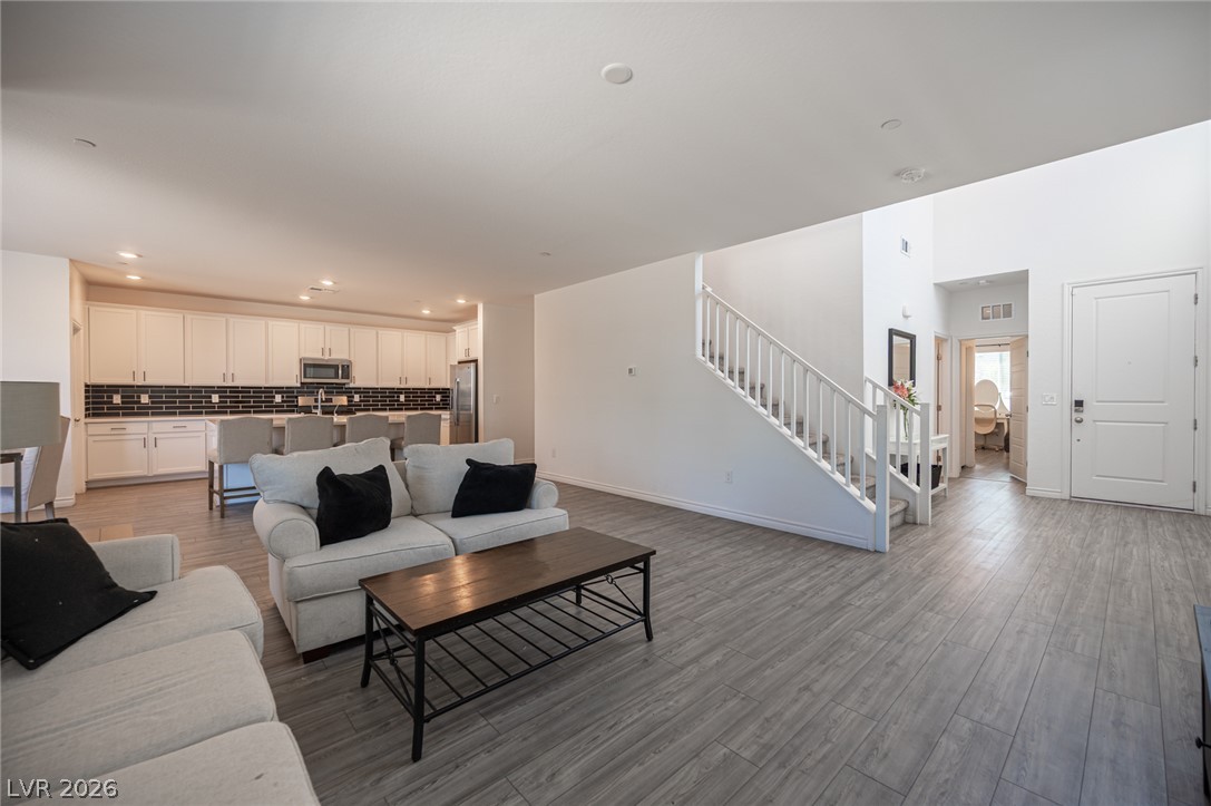 9804 Abel Cliff Street Las Vegas NV 89143