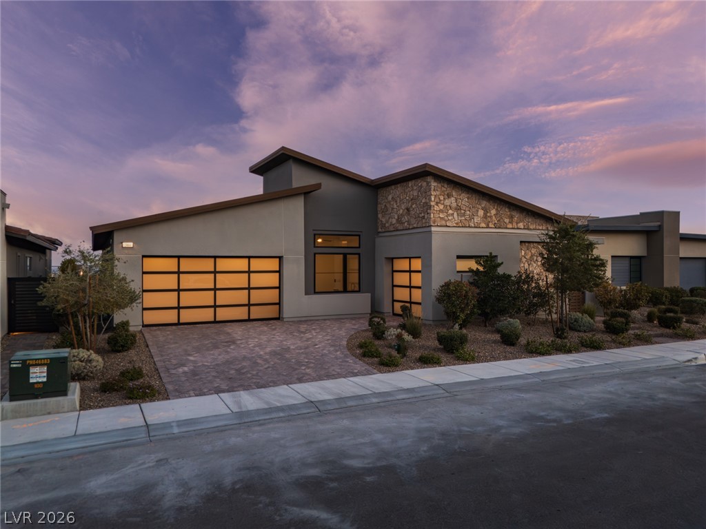 380 Vista Sunset Avenue Las Vegas NV 89138