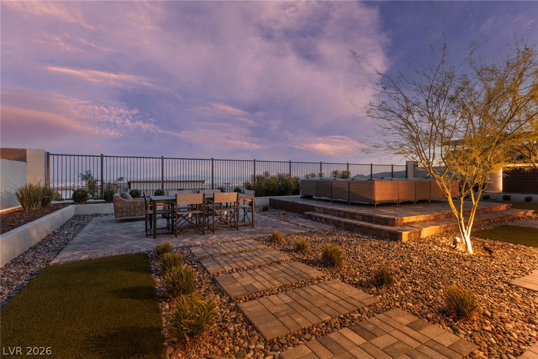 380 Vista Sunset Avenue Las Vegas NV 89138