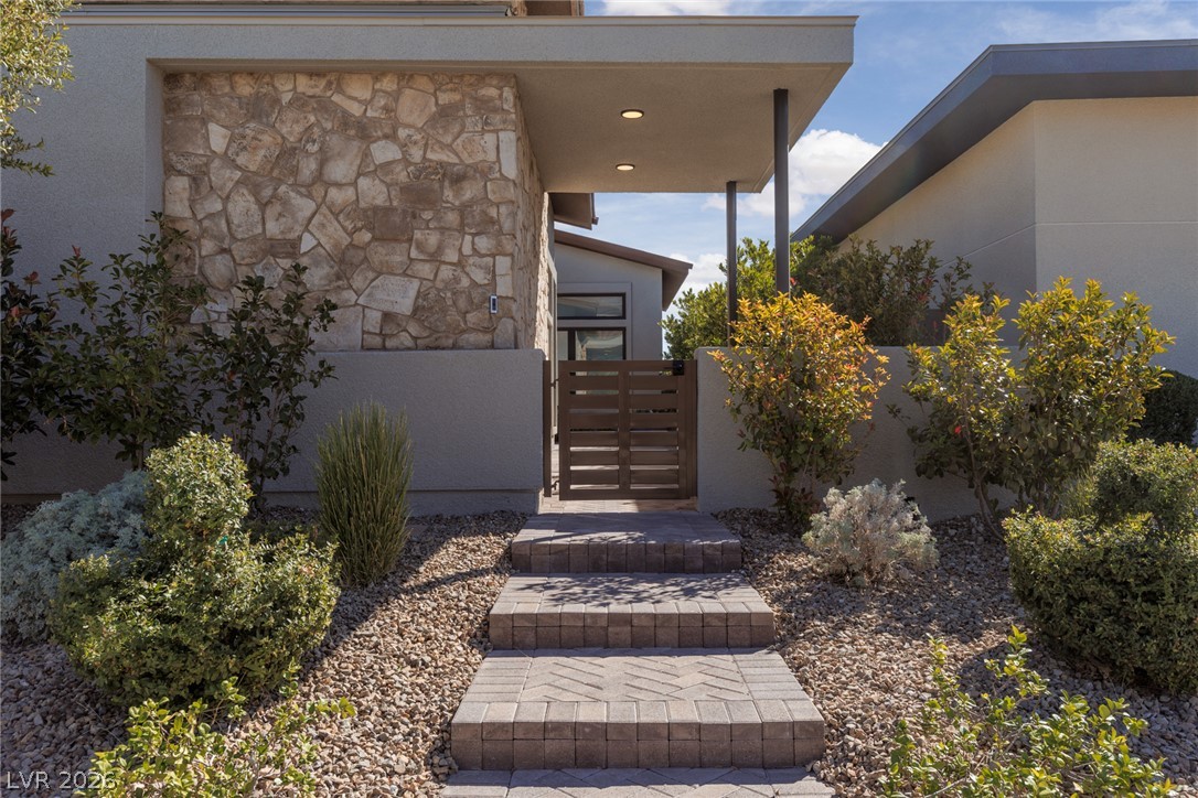 380 Vista Sunset Avenue Las Vegas NV 89138