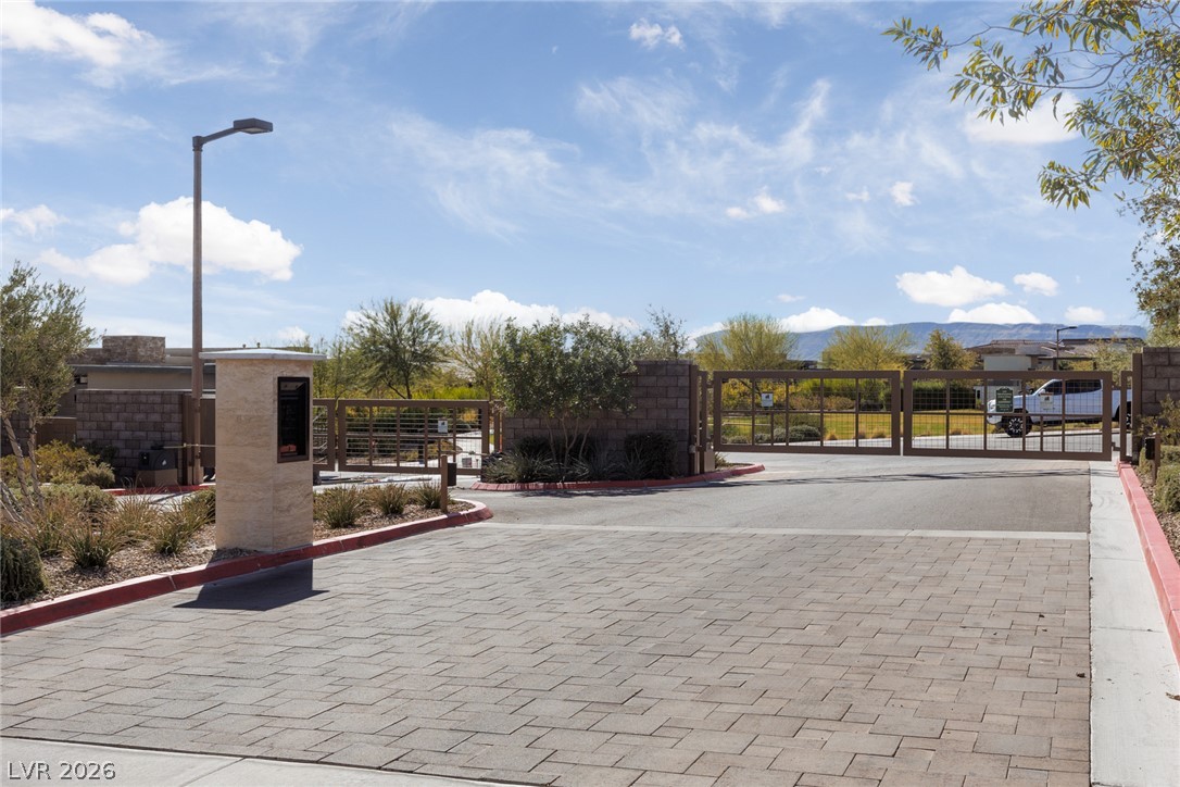 380 Vista Sunset Avenue Las Vegas NV 89138