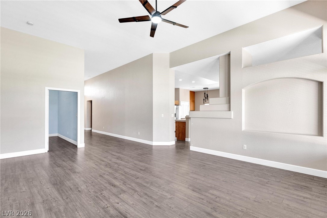 275 Macsnap Avenue Las Vegas NV 89183