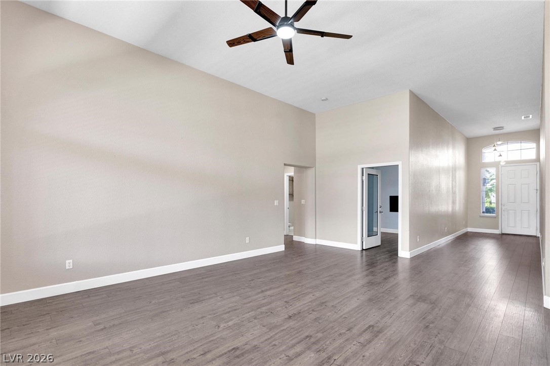 275 Macsnap Avenue Las Vegas NV 89183