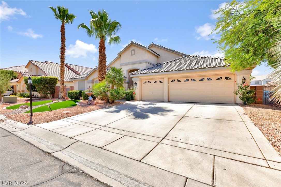 275 Macsnap Avenue Las Vegas NV 89183