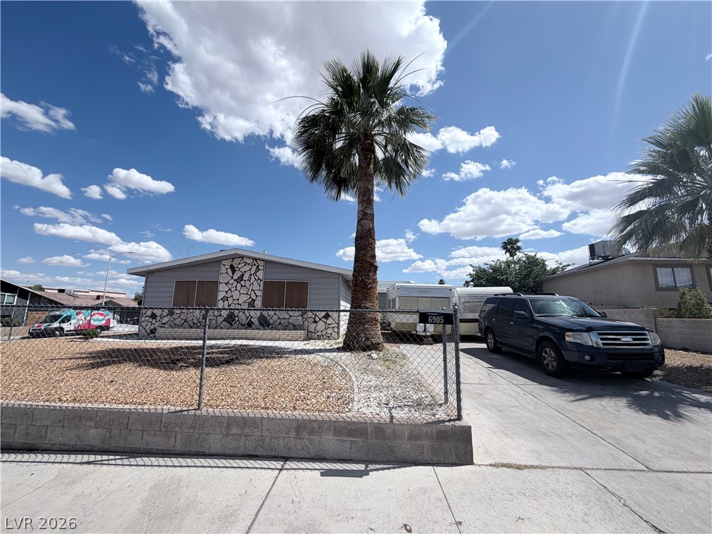 6905 Vivian Circle Las Vegas NV 89145