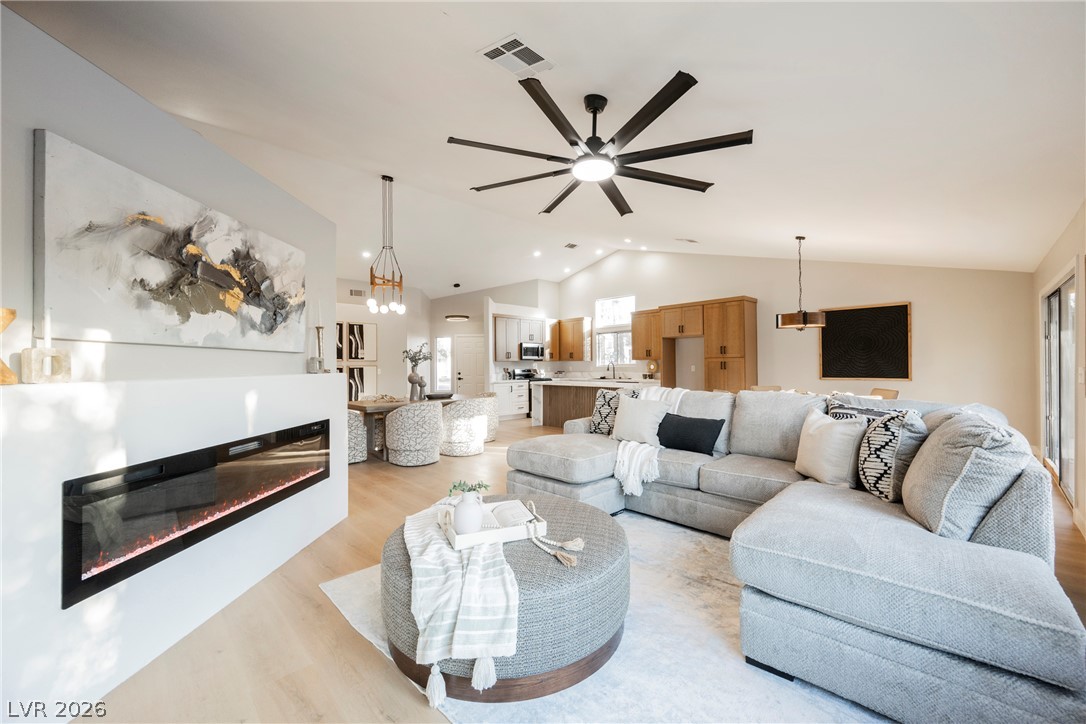 7240 Tealwood Street Las Vegas NV 89131