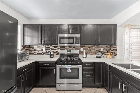 10378 Midseason Mist Street Las Vegas NV 89183