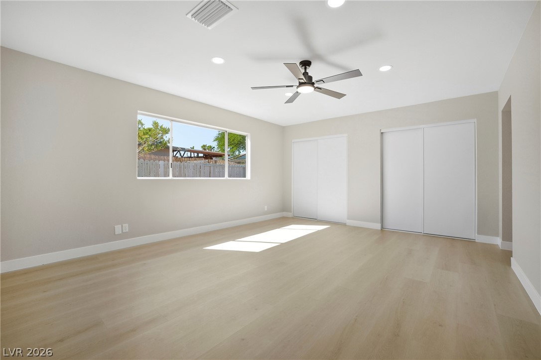 324 Lakehurst Road Las Vegas NV 89145