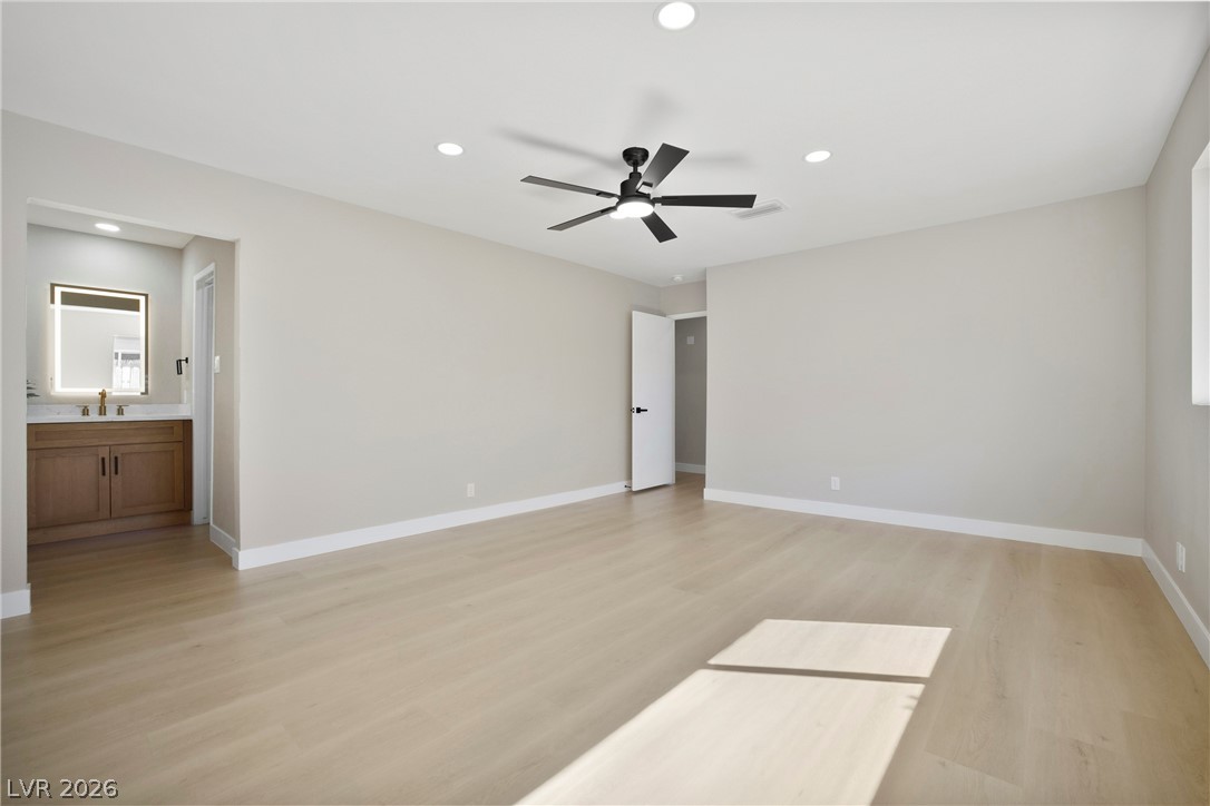 324 Lakehurst Road Las Vegas NV 89145