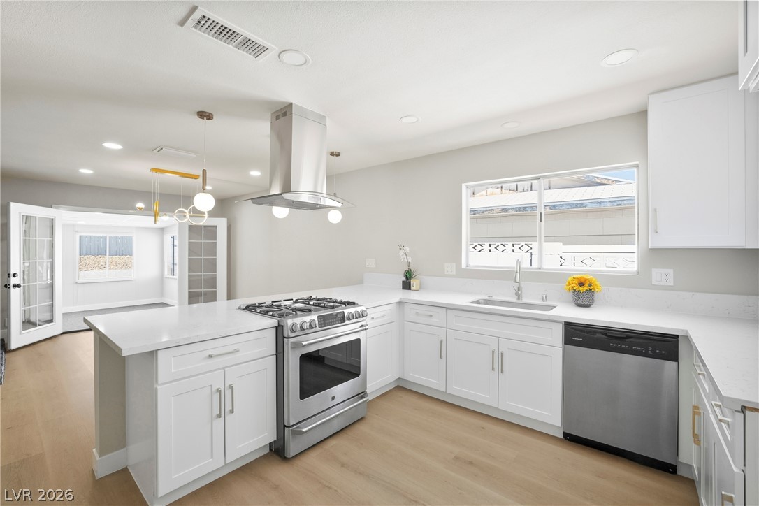 324 Lakehurst Road Las Vegas NV 89145