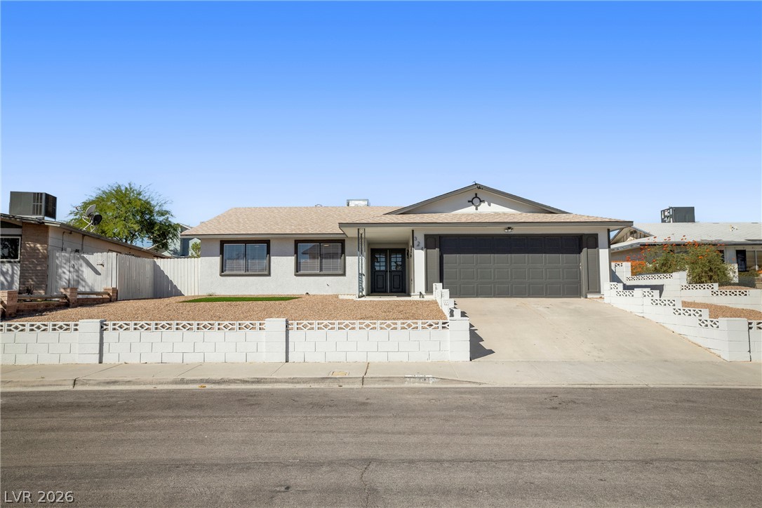 324 Lakehurst Road Las Vegas NV 89145