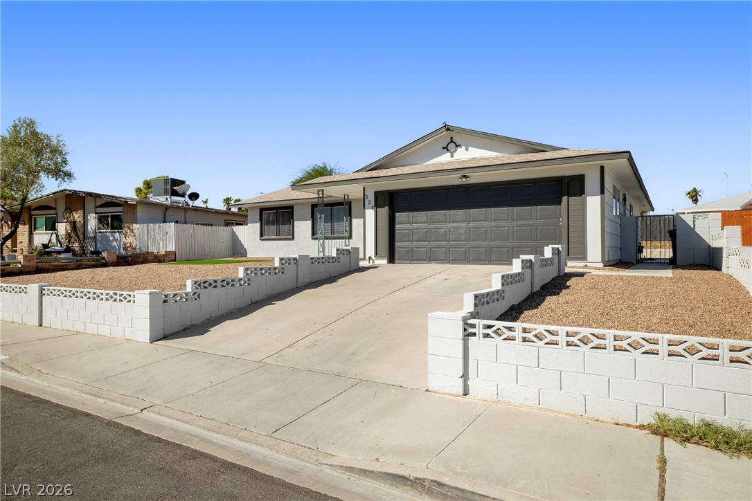 324 Lakehurst Road Las Vegas NV 89145