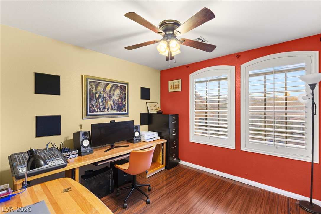 3950 Candleglow Court Las Vegas NV 89147