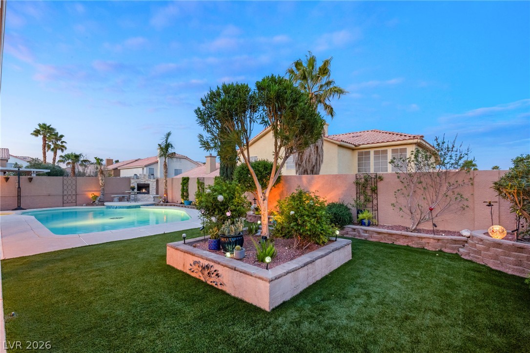 3950 Candleglow Court Las Vegas NV 89147
