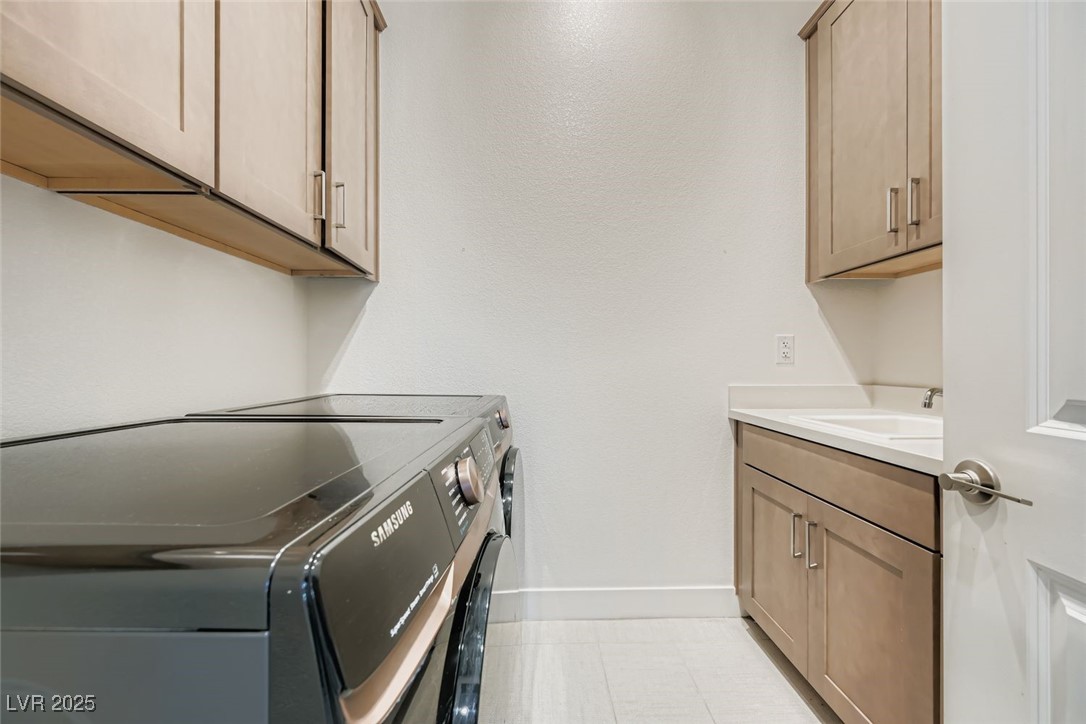 5714 Kings Bluff Avenue Las Vegas NV 89131