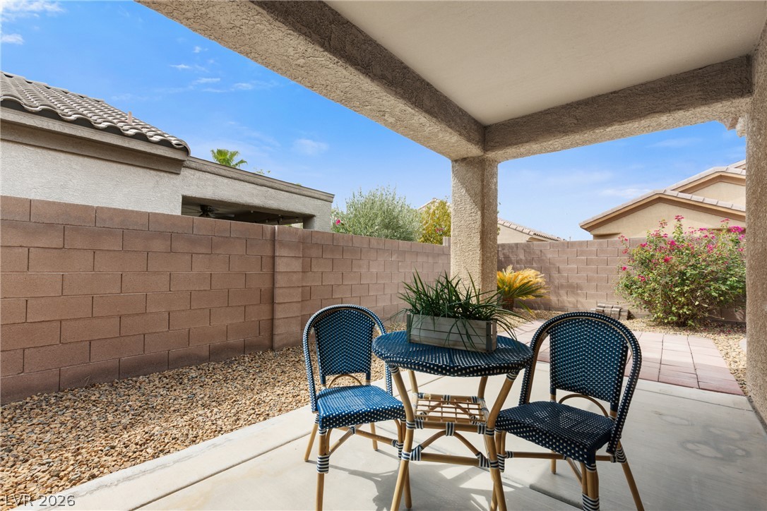 3931 Shetland Pony Street Las Vegas NV 89122