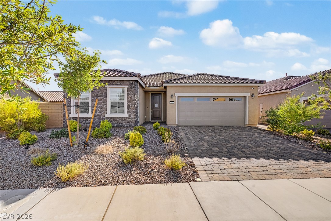 877 Mary Baer Way Henderson NV 89011
