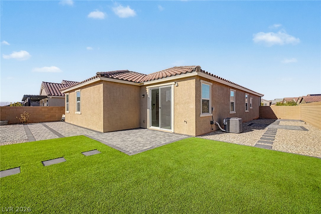877 Mary Baer Way Henderson NV 89011
