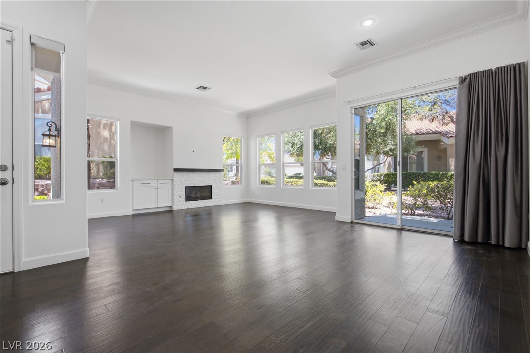 1944 Summer Palm Place 101 Las Vegas NV 89134