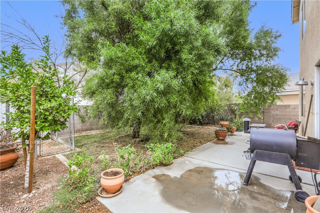8900 Crooked Shell Avenue Las Vegas NV 89143