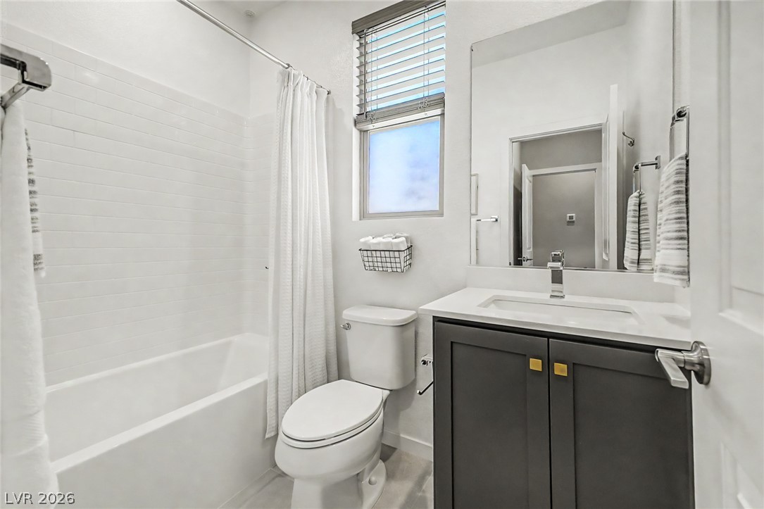 10267 Midnight Meteor Avenue Las Vegas NV 89166