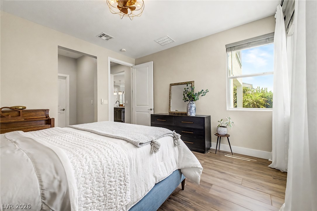 10267 Midnight Meteor Avenue Las Vegas NV 89166