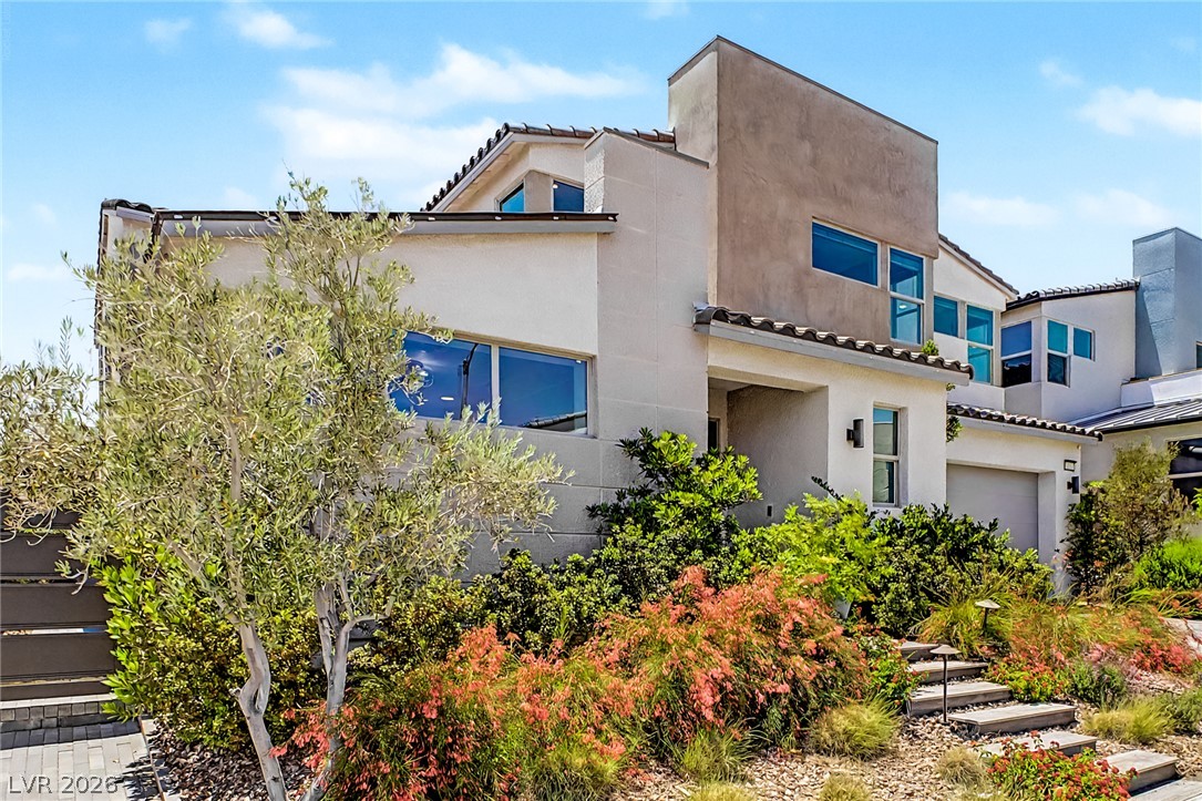 10267 Midnight Meteor Avenue Las Vegas NV 89166